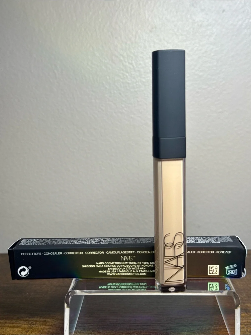 Nars radiant creamy concealer light 2.2 nougatine